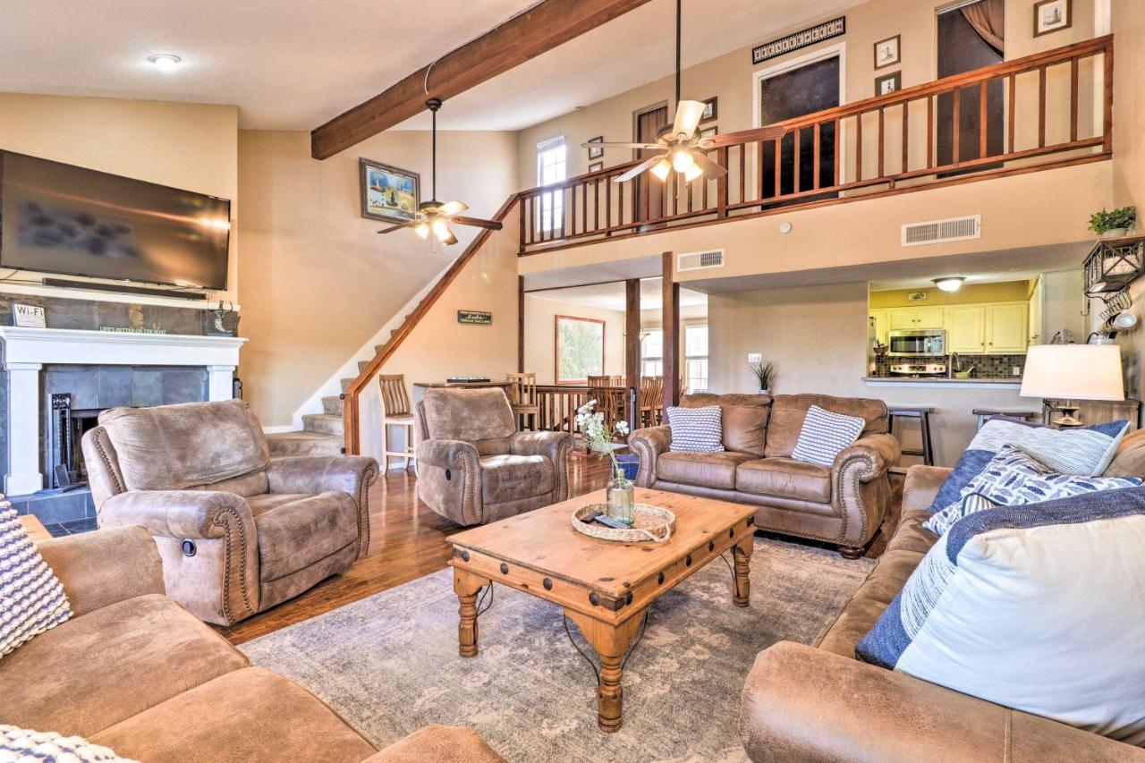 Lakefront Home With Point Venture Golf Access! מראה חיצוני תמונה